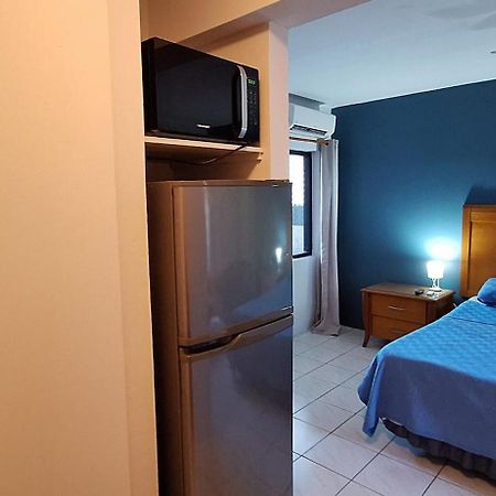 Unimar Apartment Ponton ภายนอก รูปภาพ